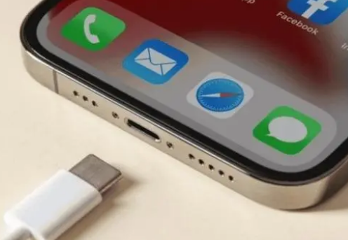 岗巴苹果15维修分享iPhone15改USB-C接口后能和安卓用户互借充电器吗